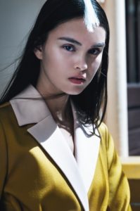abstraktes Hairstyling, nude look, Make-up Fashion Shooting, creative Make-up Artist Ausbildung, Hairstyling, white and black hair, Fashion