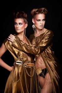 golden silk, golden chains, Olympiarolle Hairstyle, bloom magazine, smokey eyes, rouge, creative fashion, amazonen look, future look