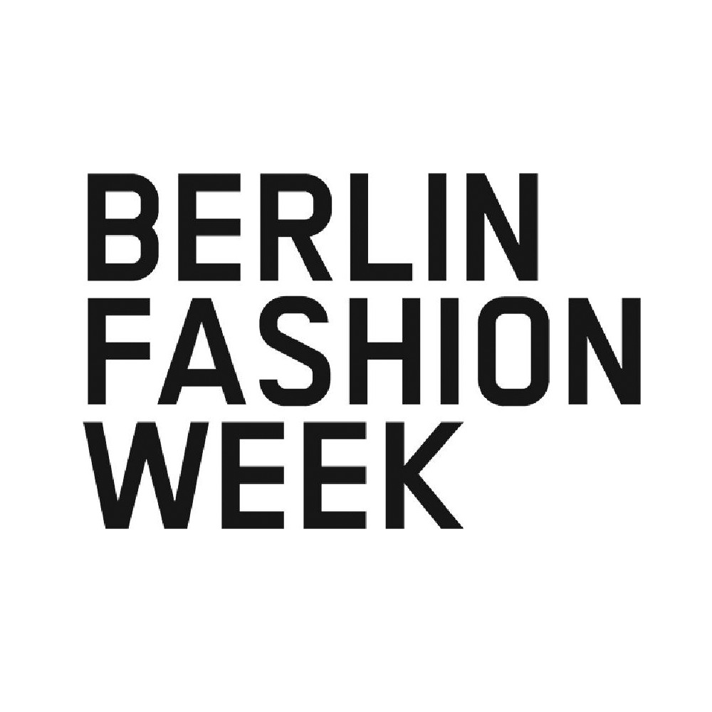 Absolventen der Inclover Make-up Ausbildung bei der Berlin Fashion Week